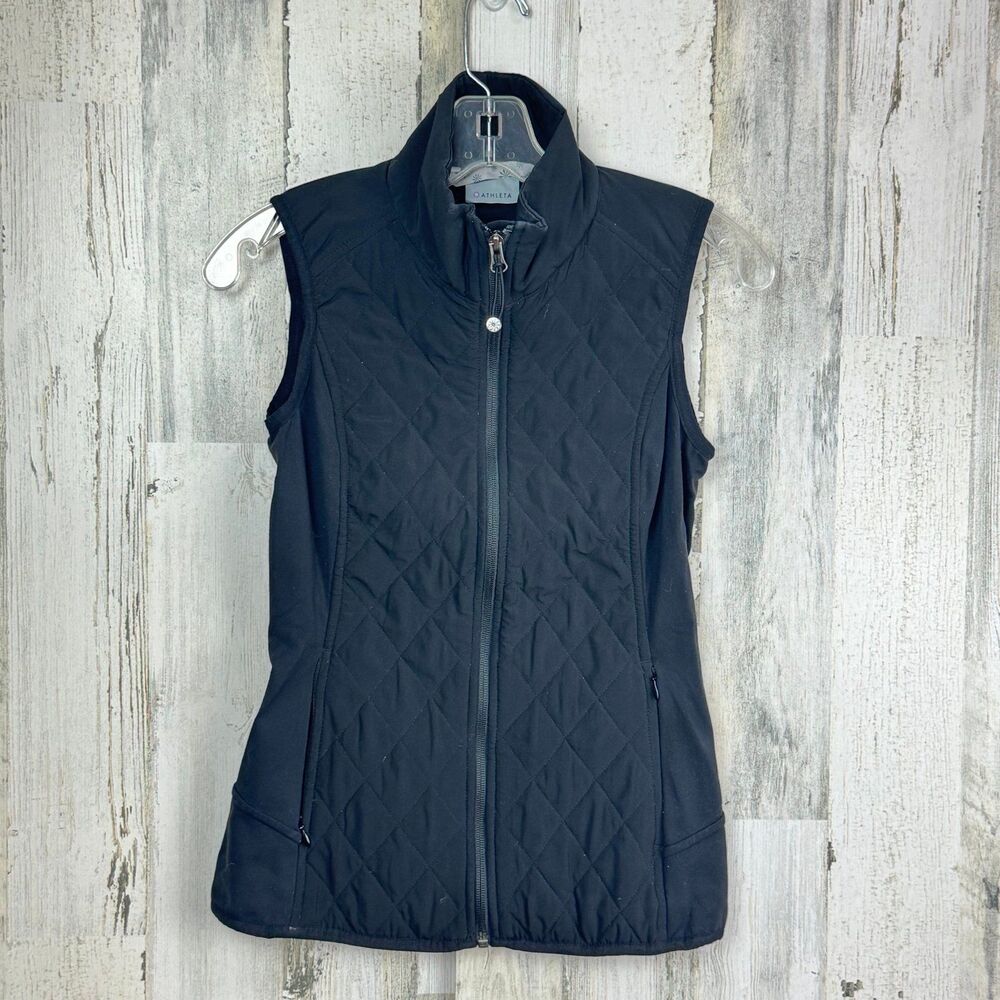 Athleta Vest Black Quilted Vest.
Black XXS